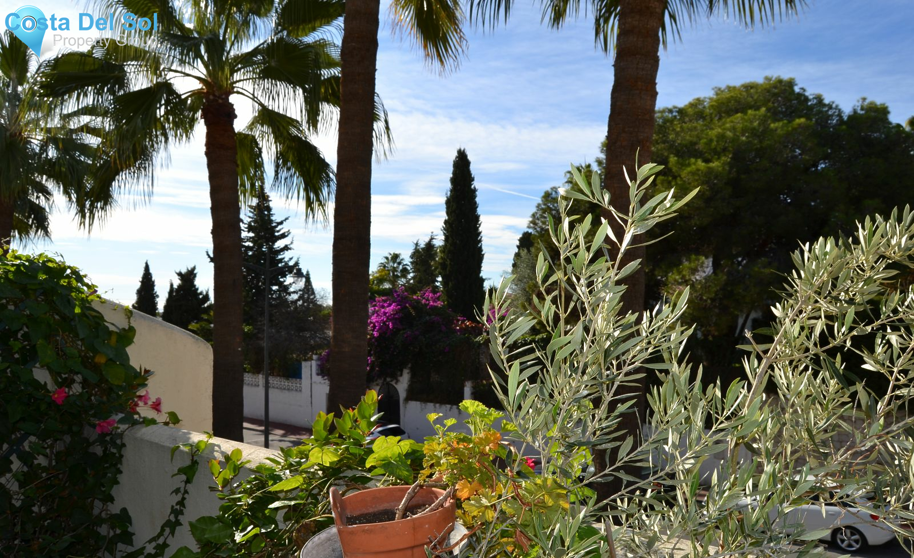 Middle Floor Apartment in Calahonda-1190827