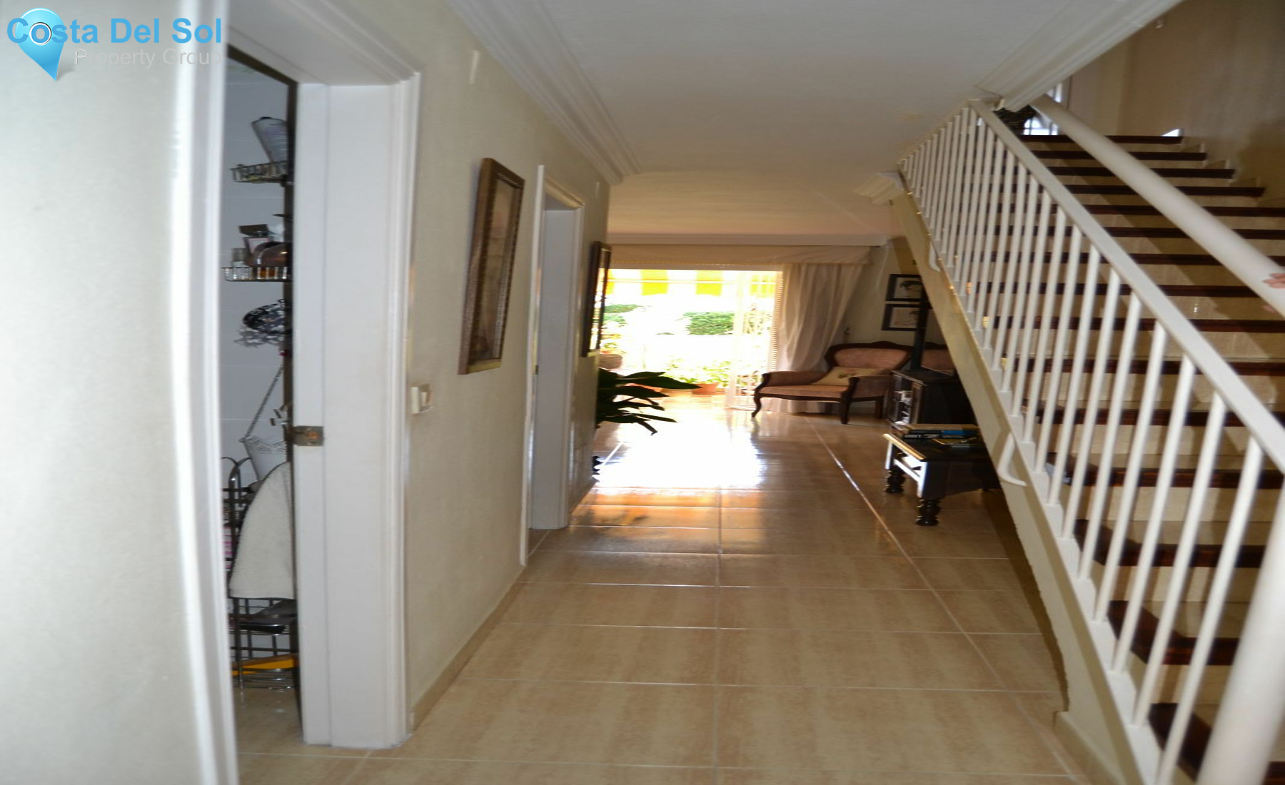 Middle Floor Apartment in Calahonda-1190834