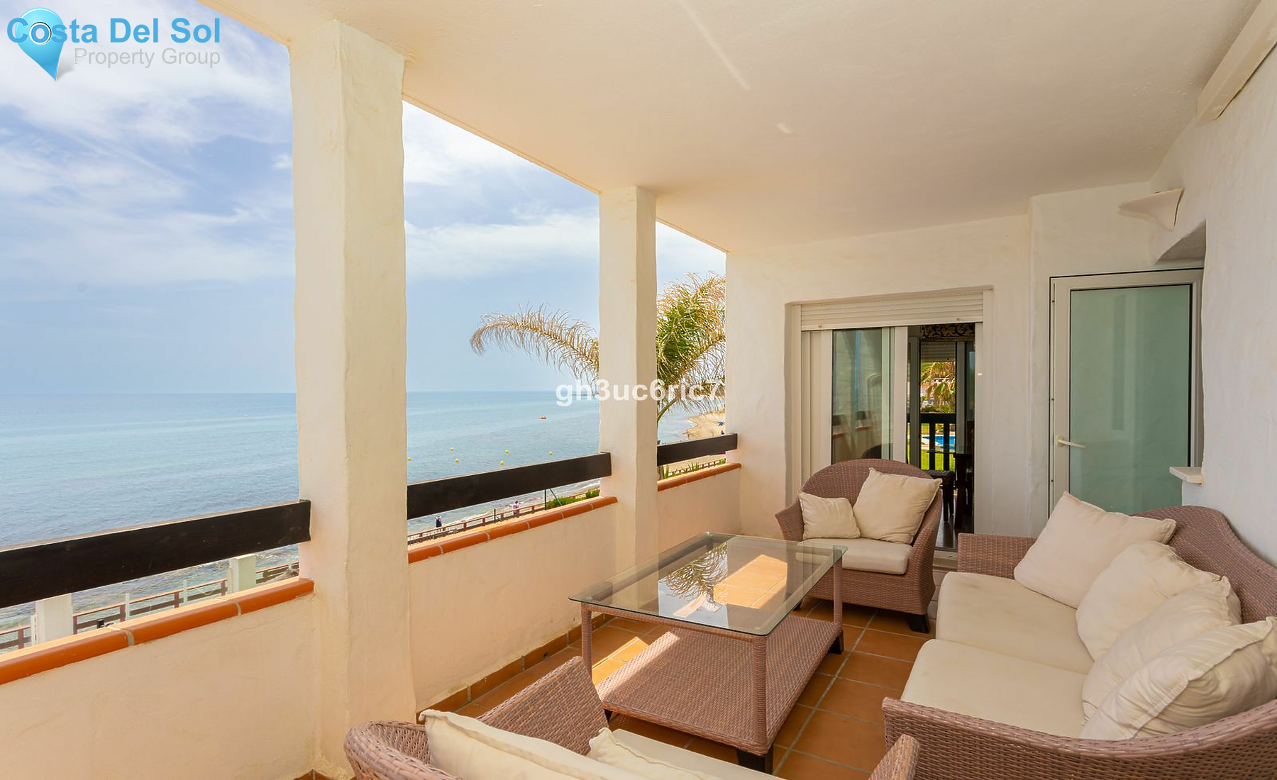 Middle Floor Apartment in Calahonda
