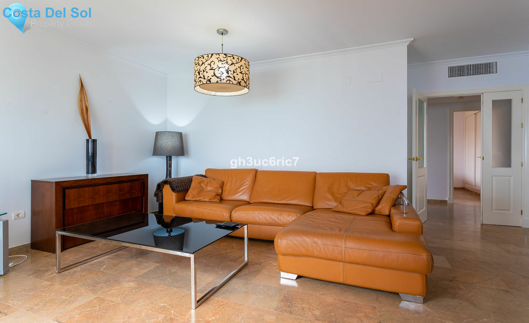 Middle Floor Apartment in Calahonda-1387387