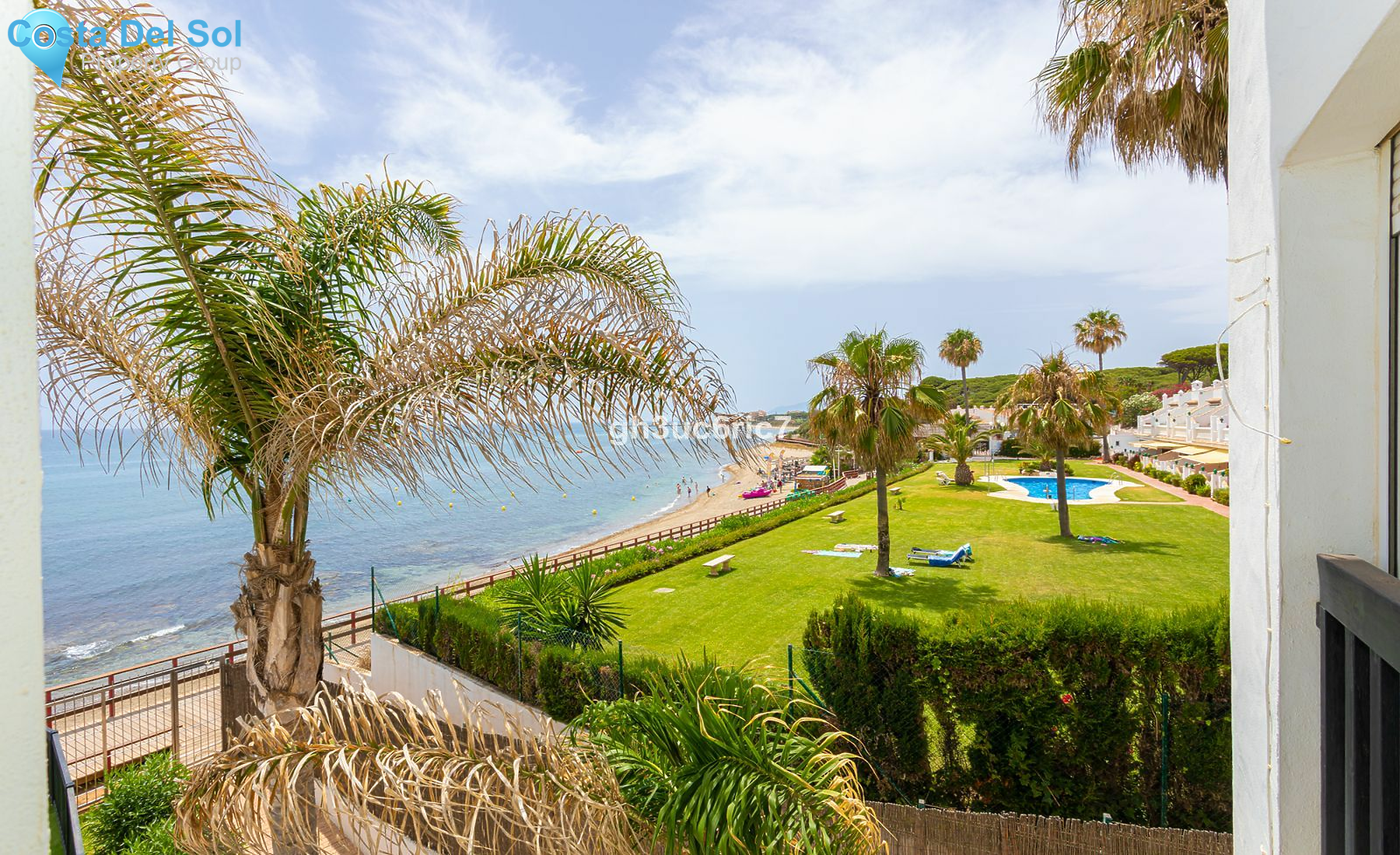 Middle Floor Apartment in Calahonda-1387377