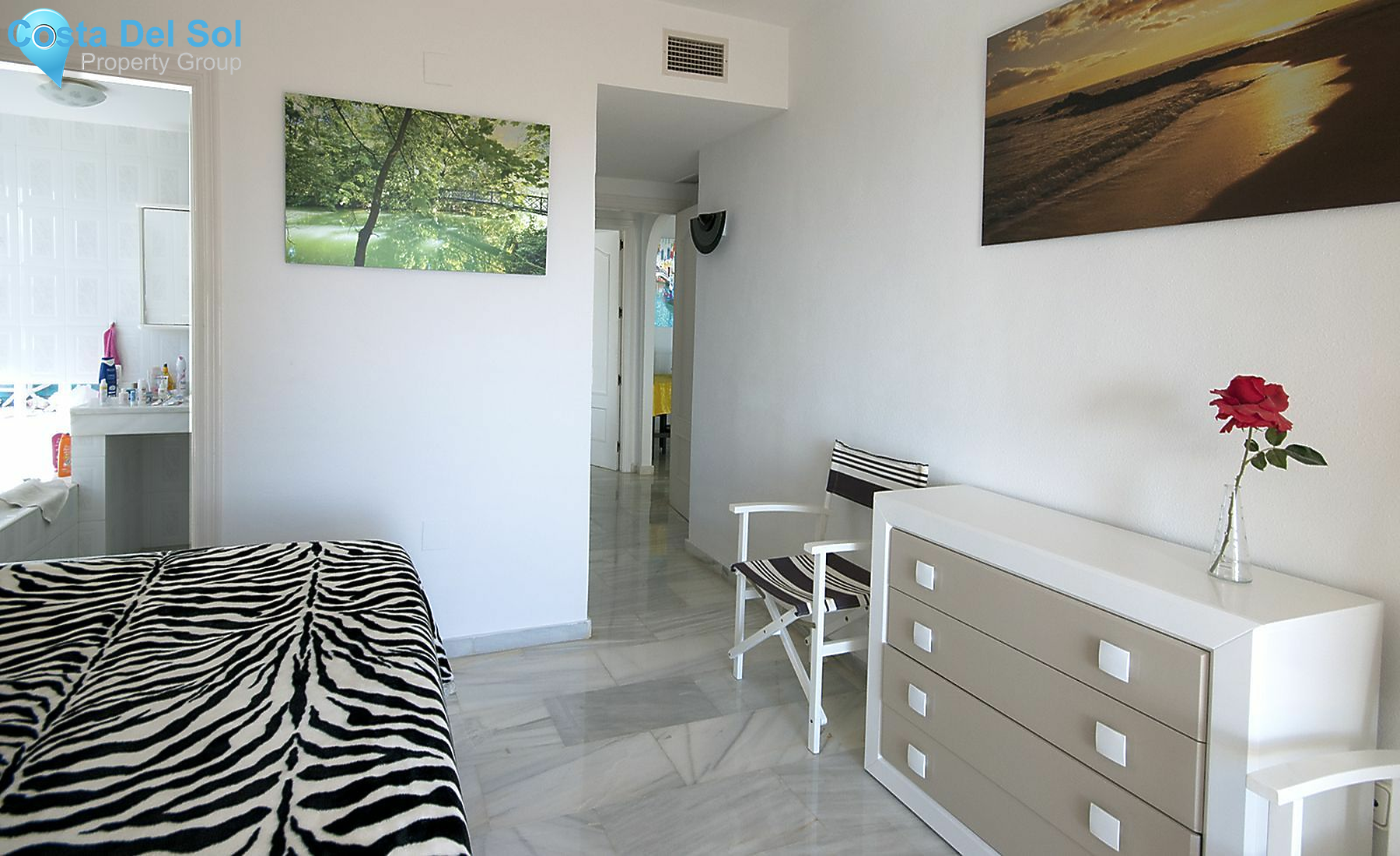 Middle Floor Apartment in Calahonda-1430645
