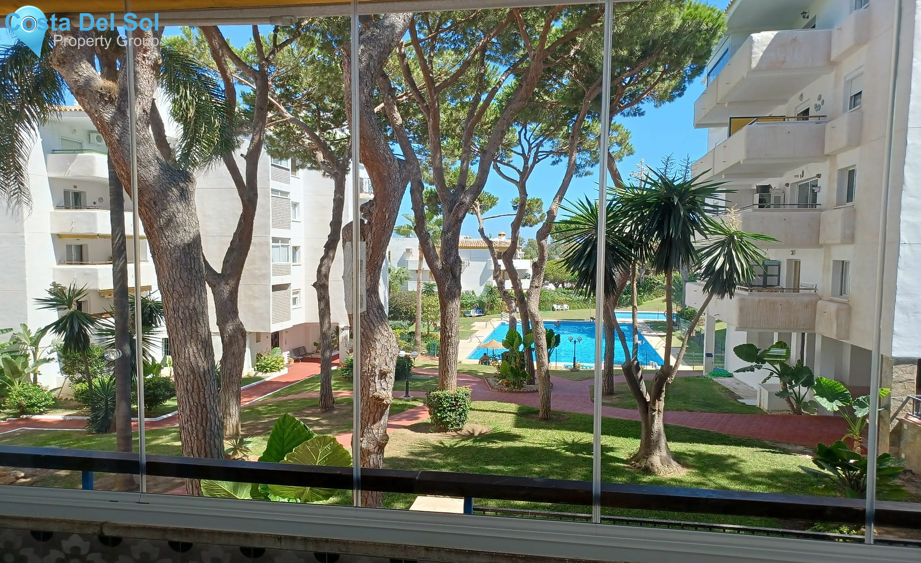Middle Floor Apartment in Calahonda