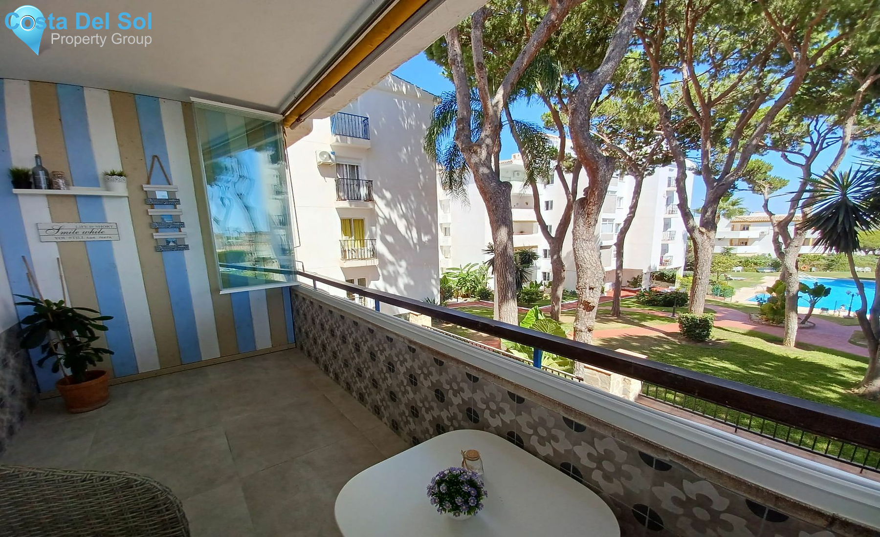 Middle Floor Apartment in Calahonda-1442969
