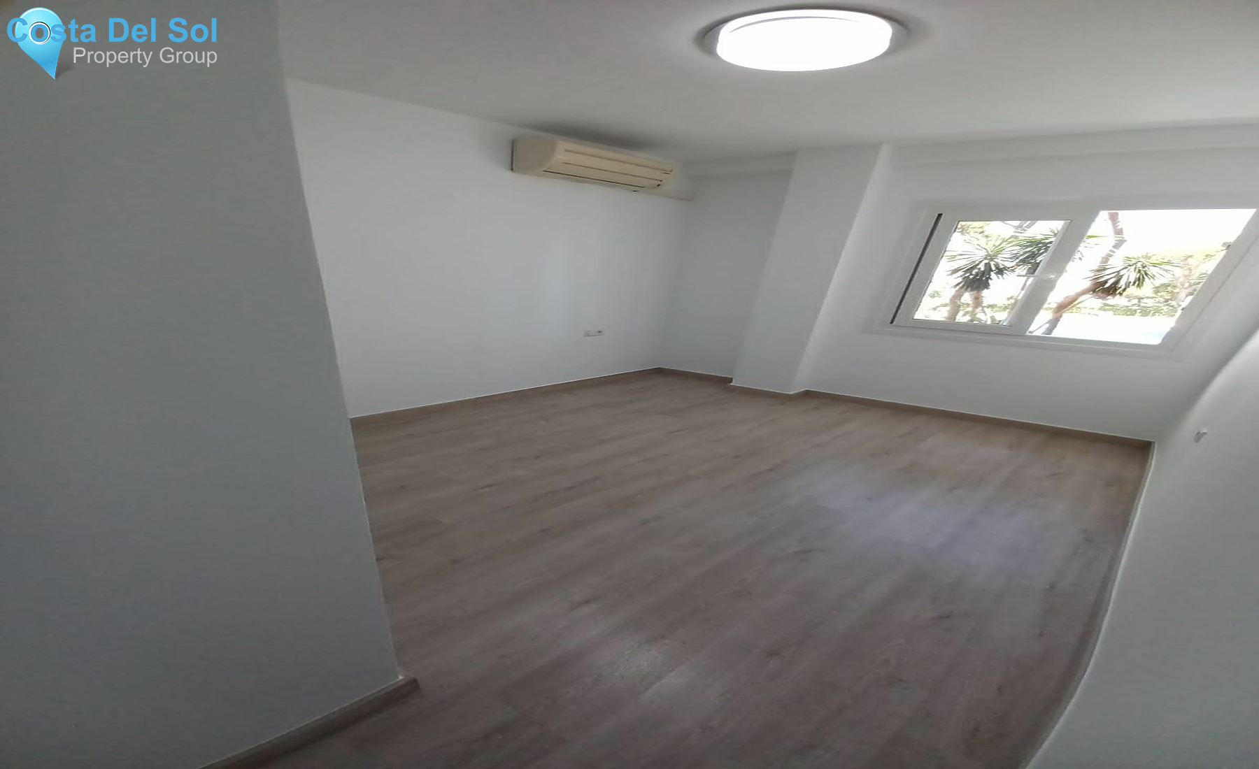 Middle Floor Apartment in Calahonda-1442984