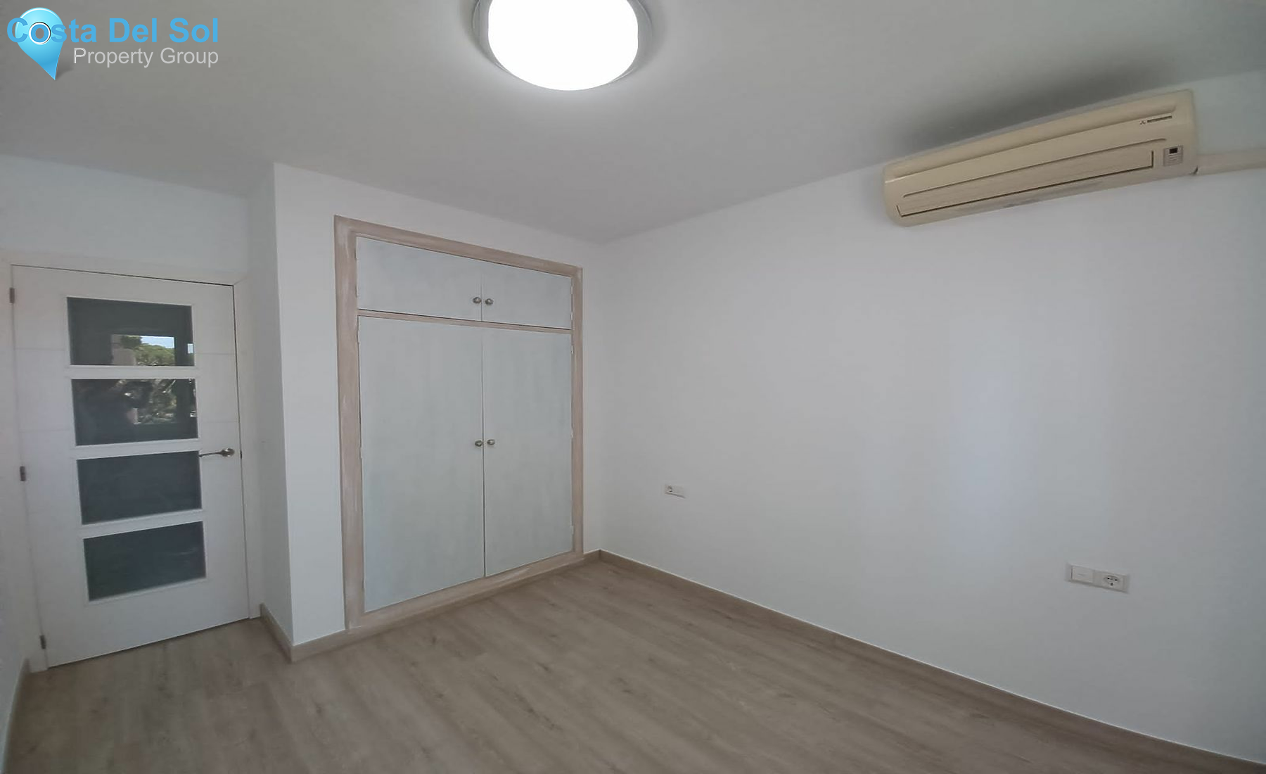 Middle Floor Apartment in Calahonda-1442985