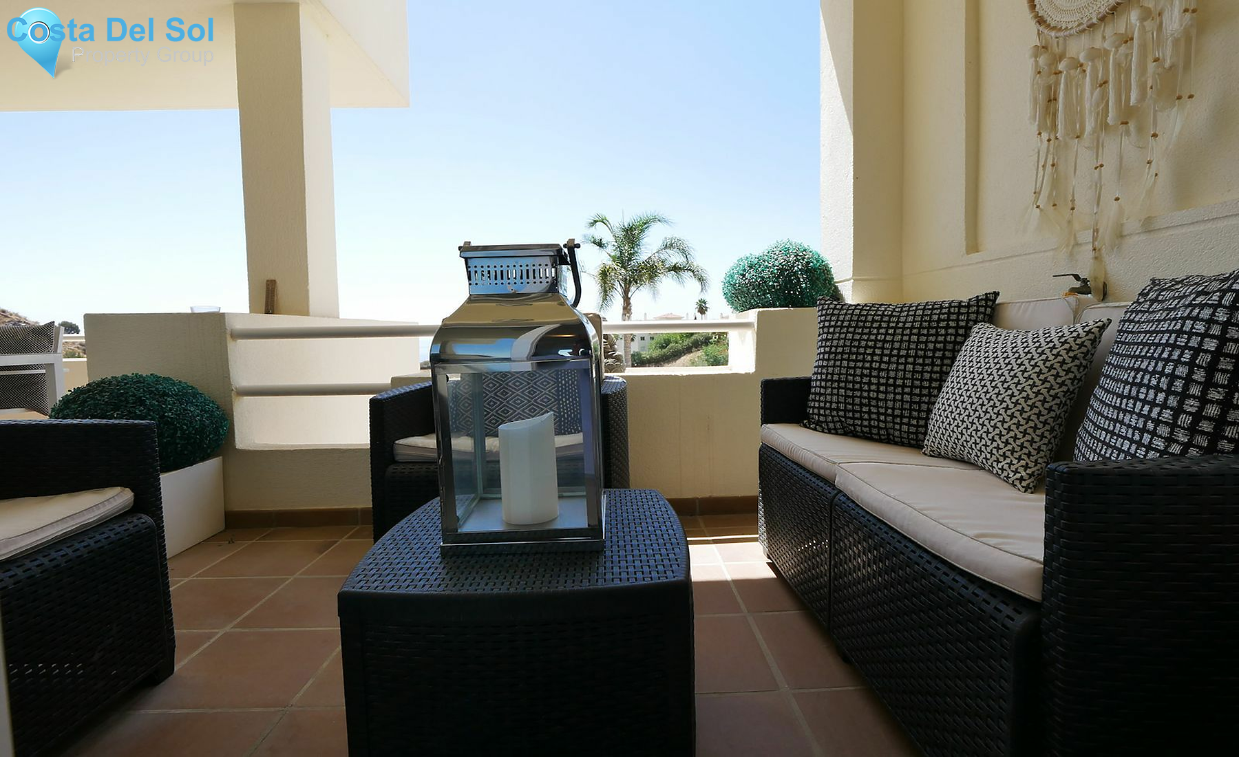 Middle Floor Apartment in Calahonda-1445559