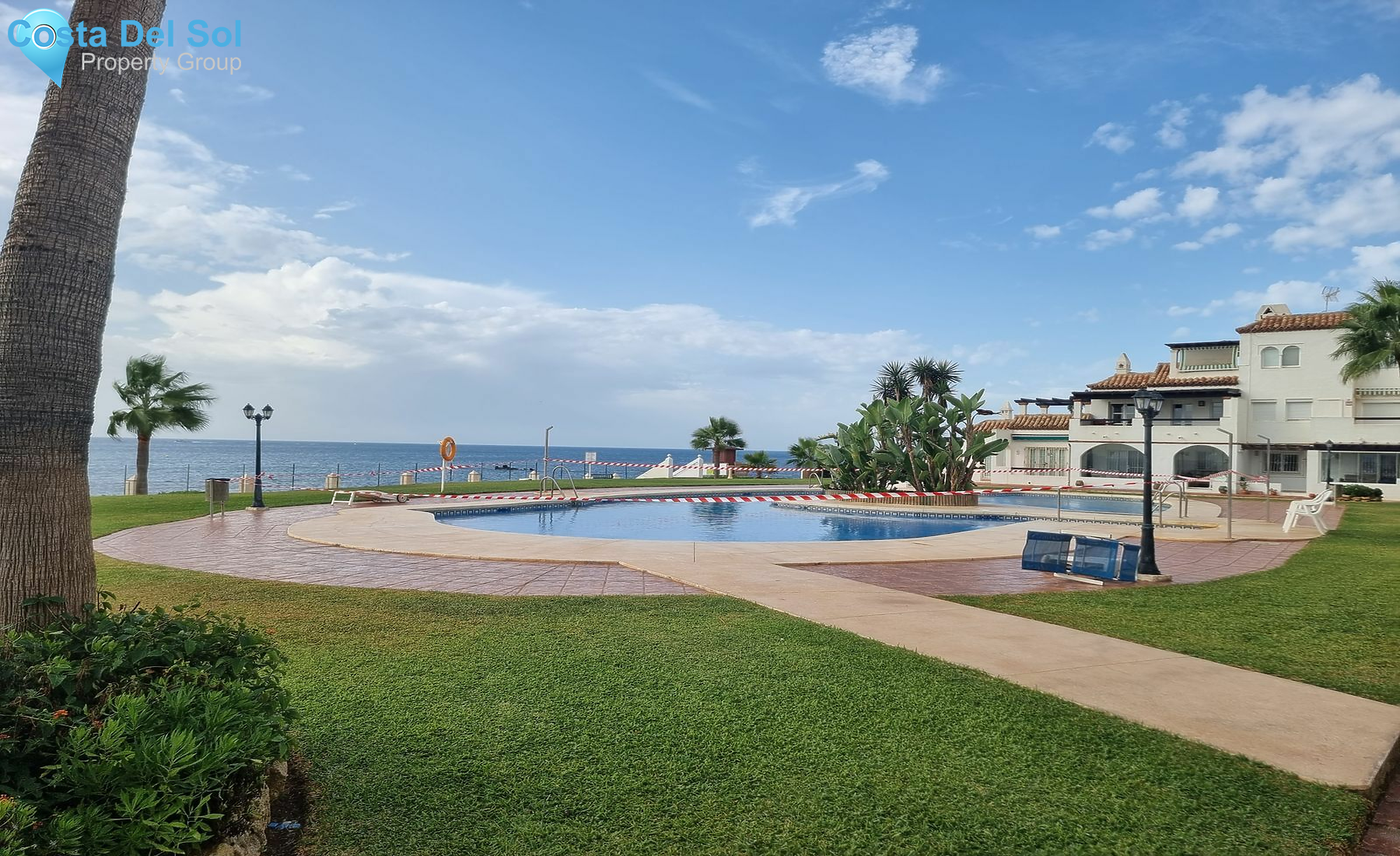 Middle Floor Apartment in Calahonda-1466029