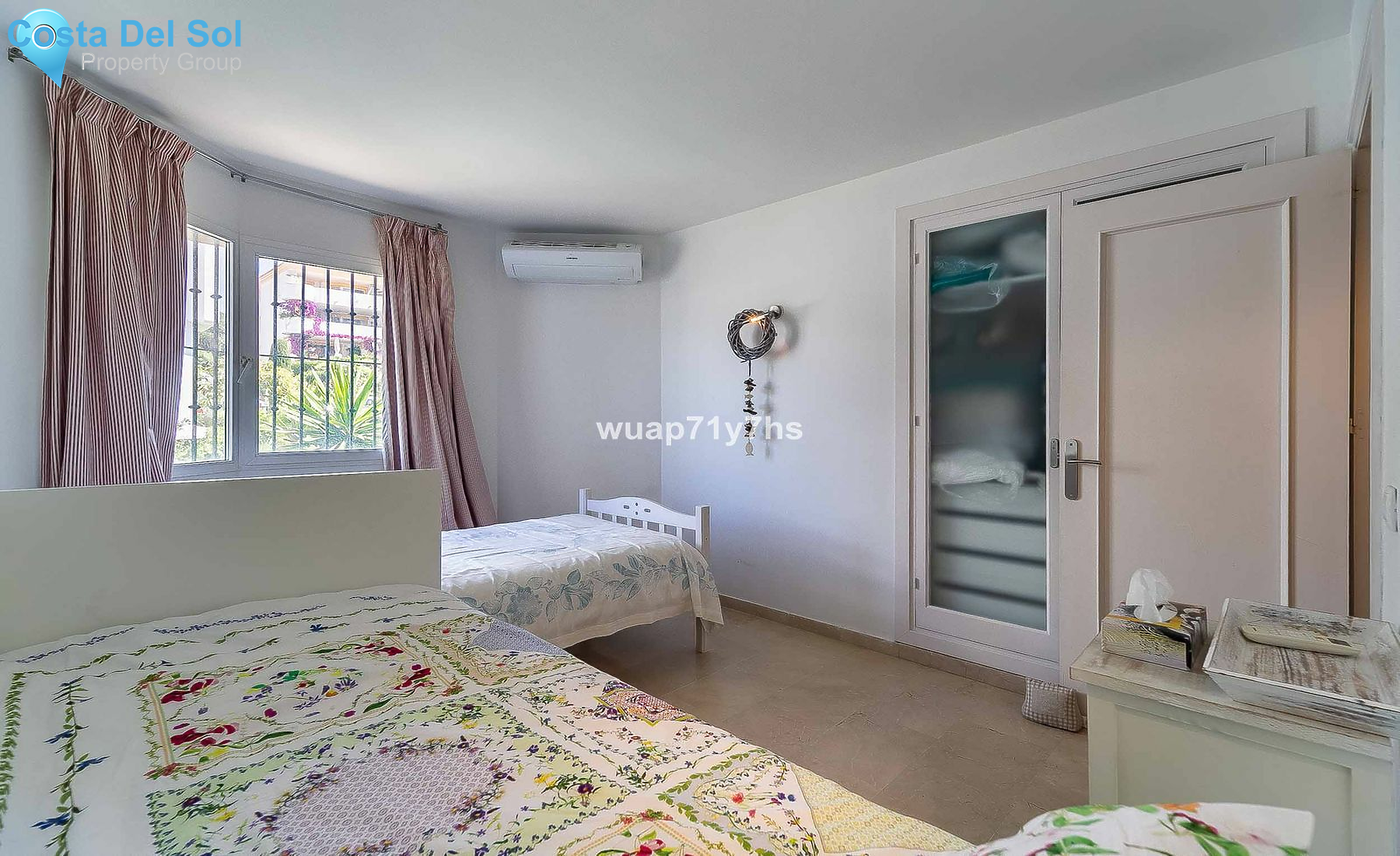 Middle Floor Apartment in Calahonda-1467894