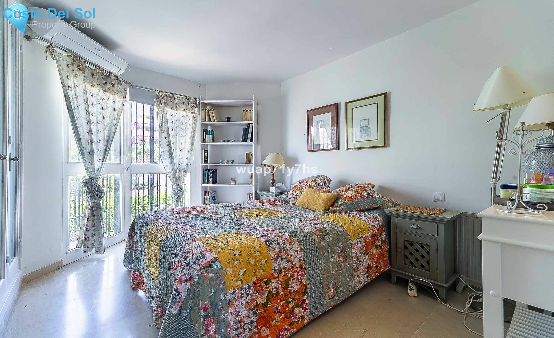 Middle Floor Apartment in Calahonda-1467883