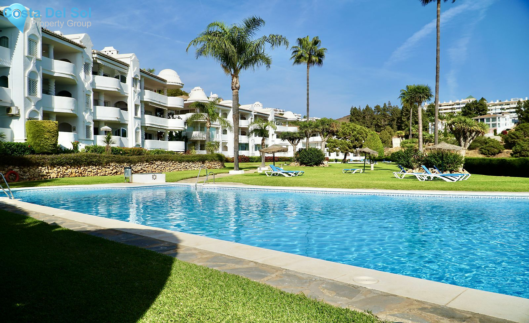 Middle Floor Apartment in Calahonda-1481326