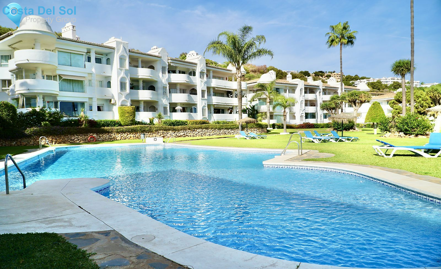 Middle Floor Apartment in Calahonda-1481318
