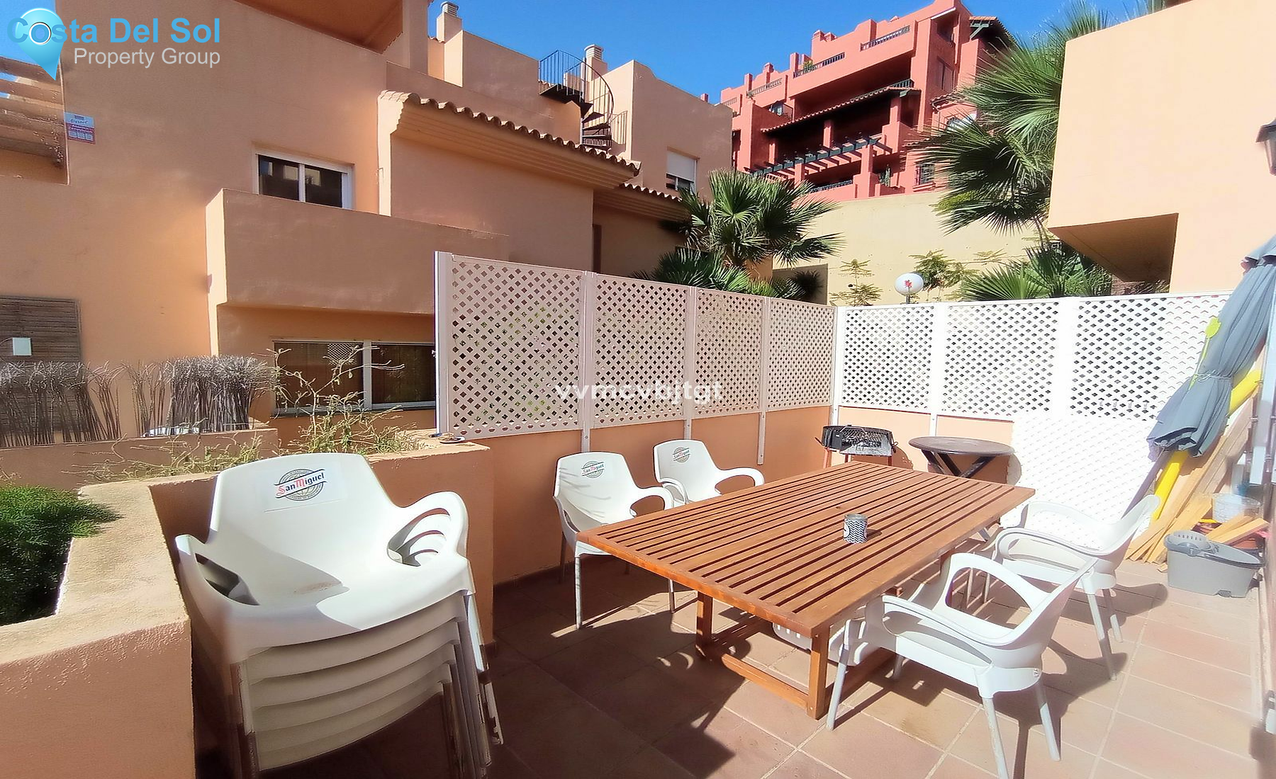 Middle Floor Apartment in Calahonda-1491490