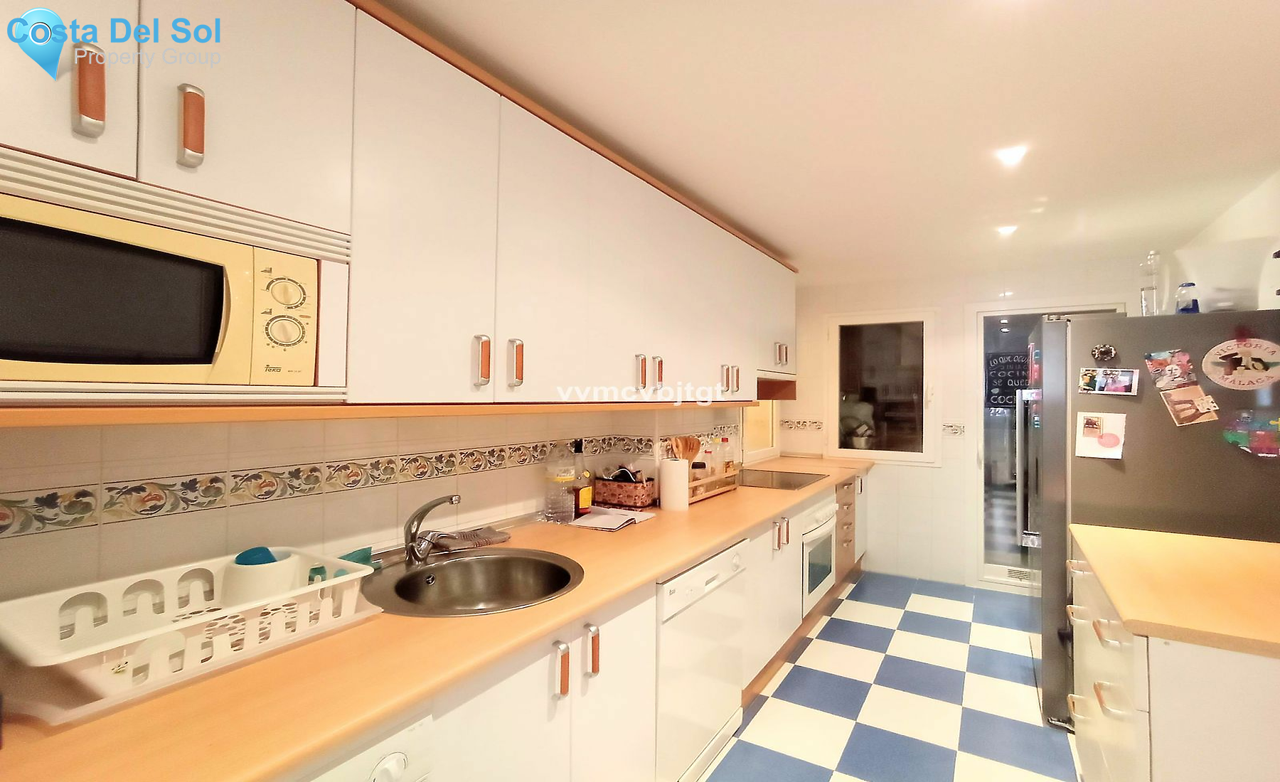 Middle Floor Apartment in Calahonda-1491497