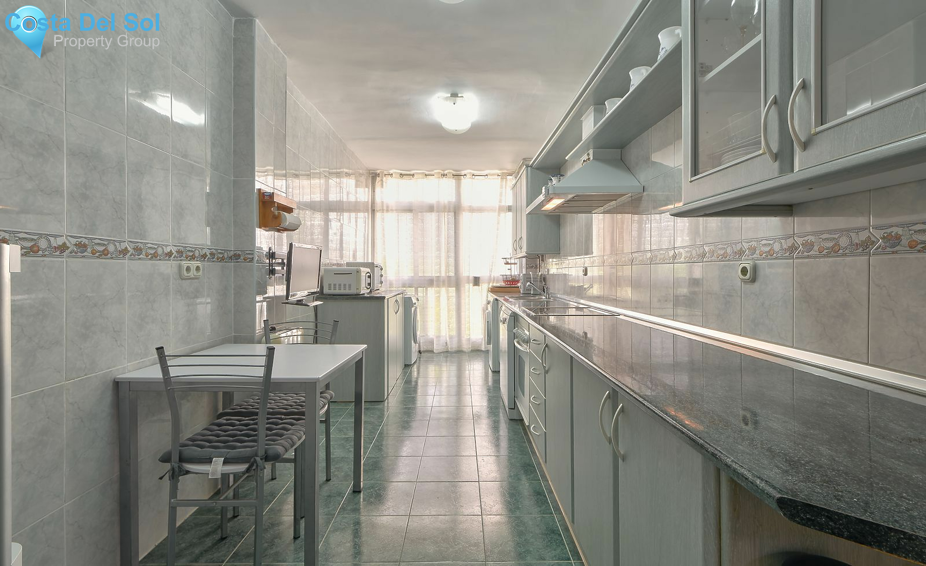 Middle Floor Apartment in Calahonda-1513967