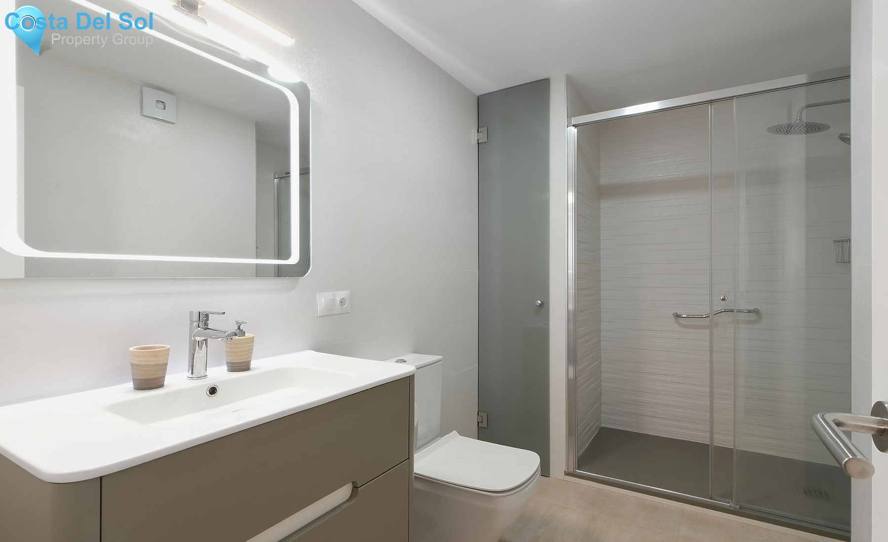 Middle Floor Apartment in Calahonda-1513971