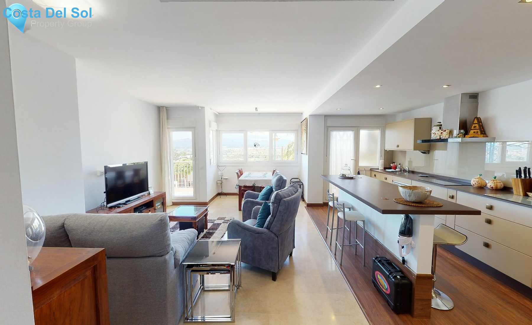 Middle Floor Apartment in Caleta de Vélez-1145658