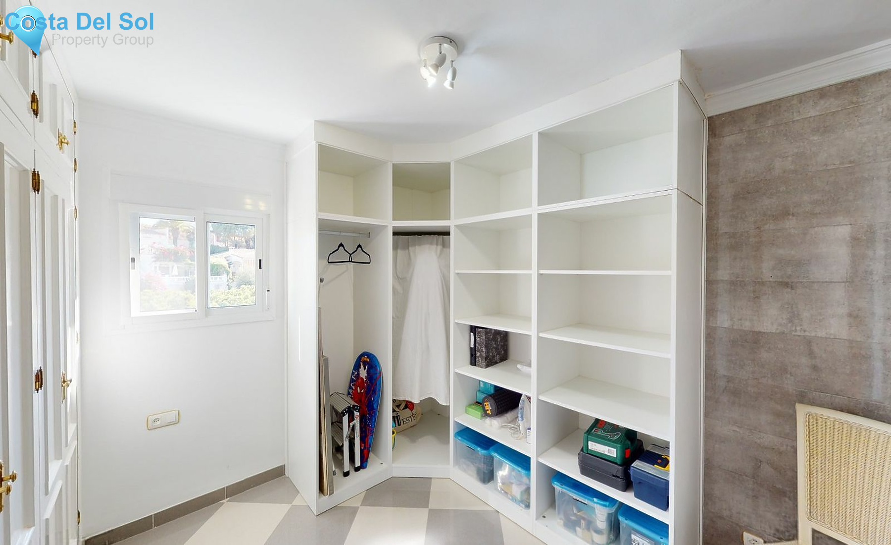 Middle Floor Apartment in Caleta de Vélez-1514081