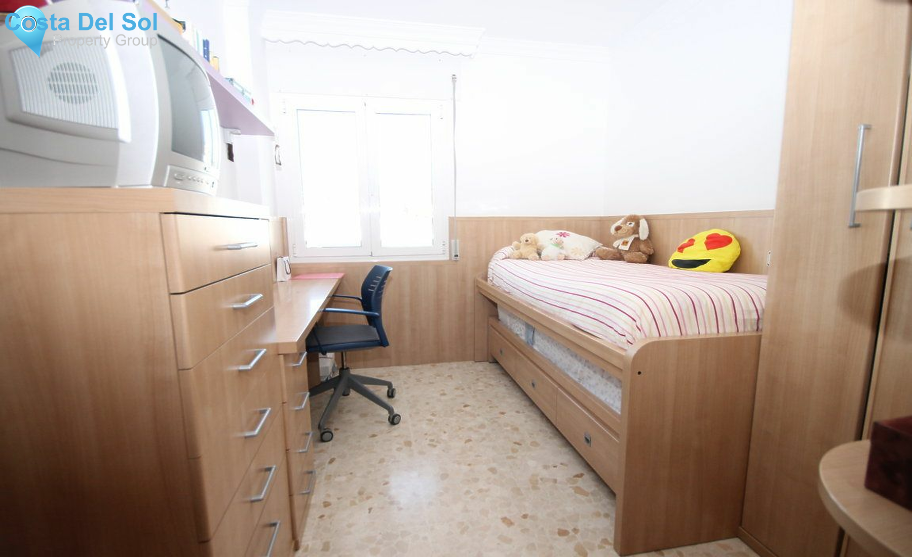 Middle Floor Apartment in Caleta de Vélez-1560431