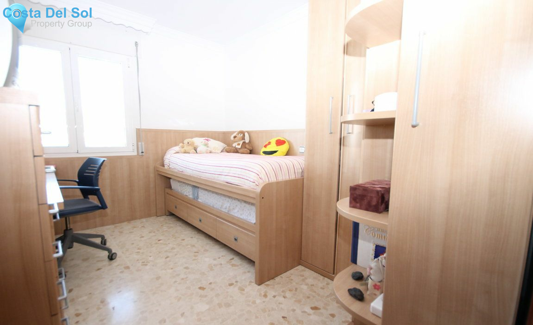 Middle Floor Apartment in Caleta de Vélez-1560433