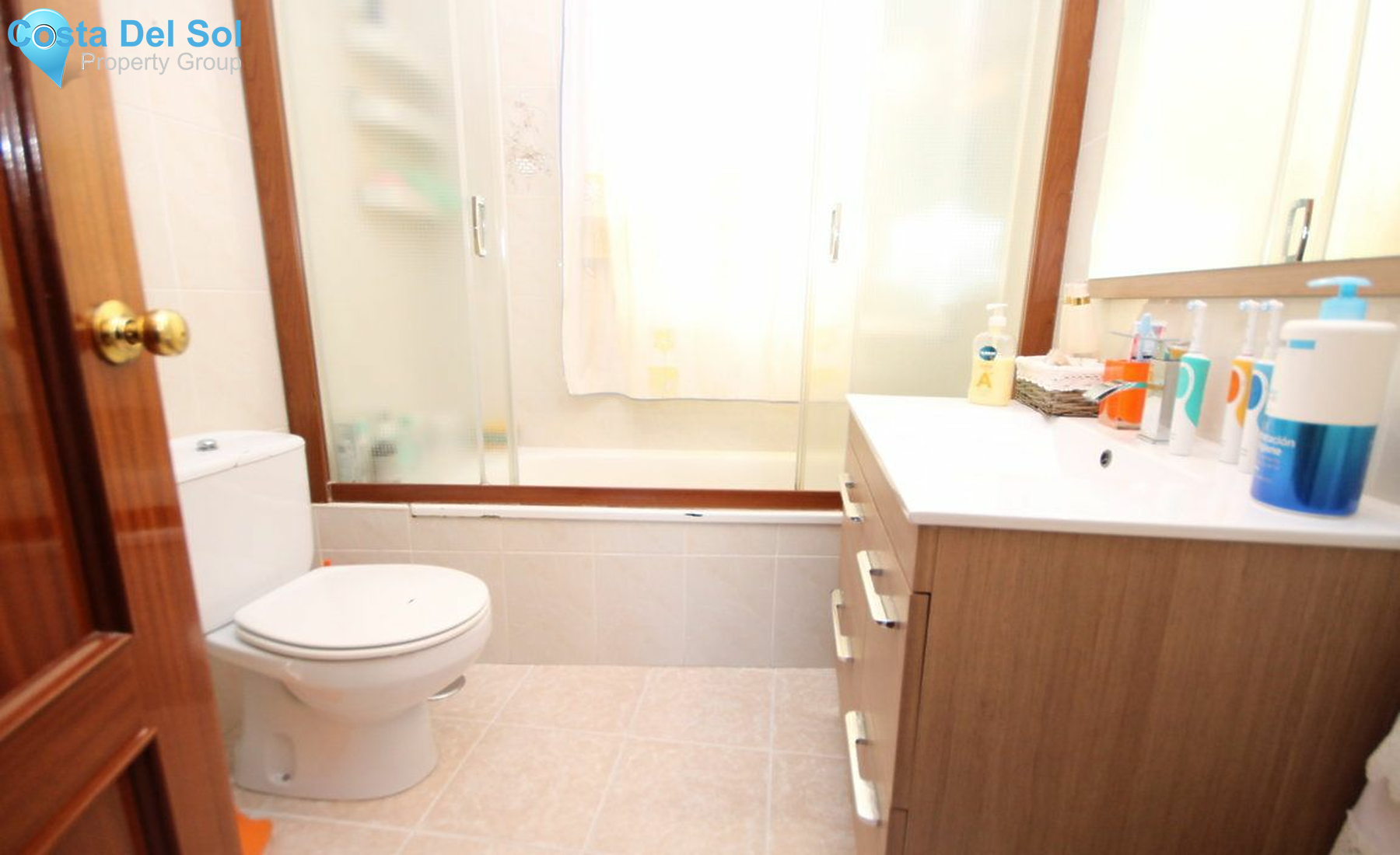 Middle Floor Apartment in Caleta de Vélez-1560443