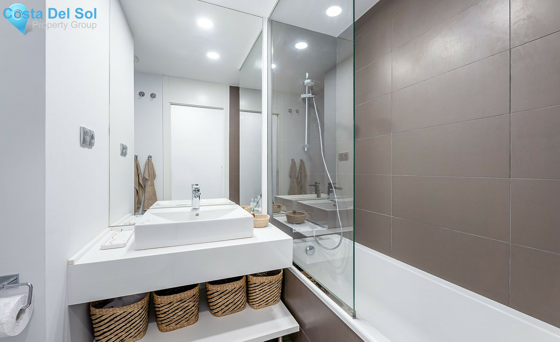 Middle Floor Apartment in Cancelada-1453889