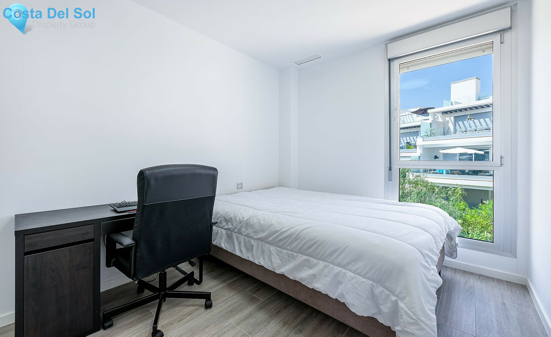 Middle Floor Apartment in Cancelada-1453890