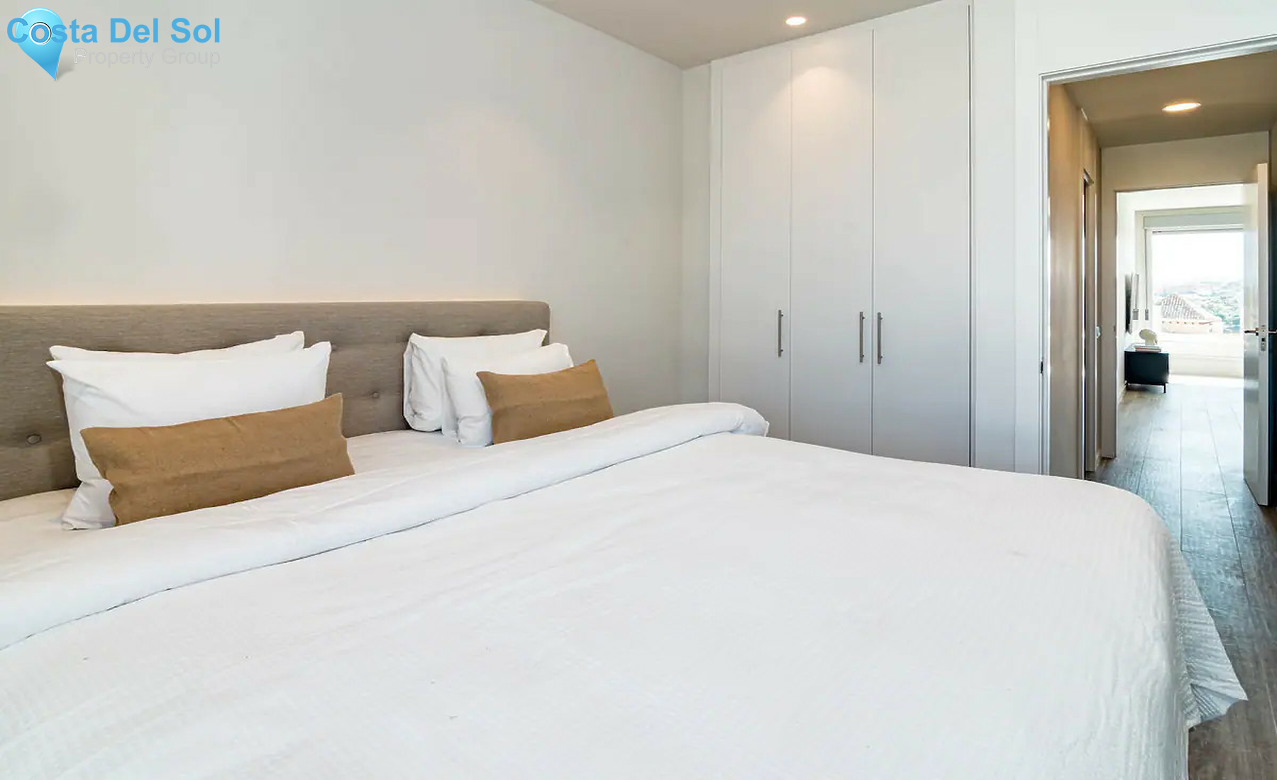 Middle Floor Apartment in Cancelada