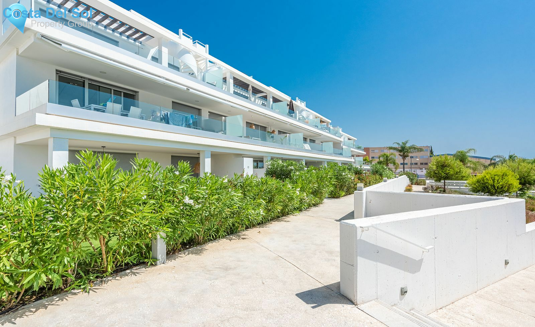 Middle Floor Apartment in Cancelada-1517416