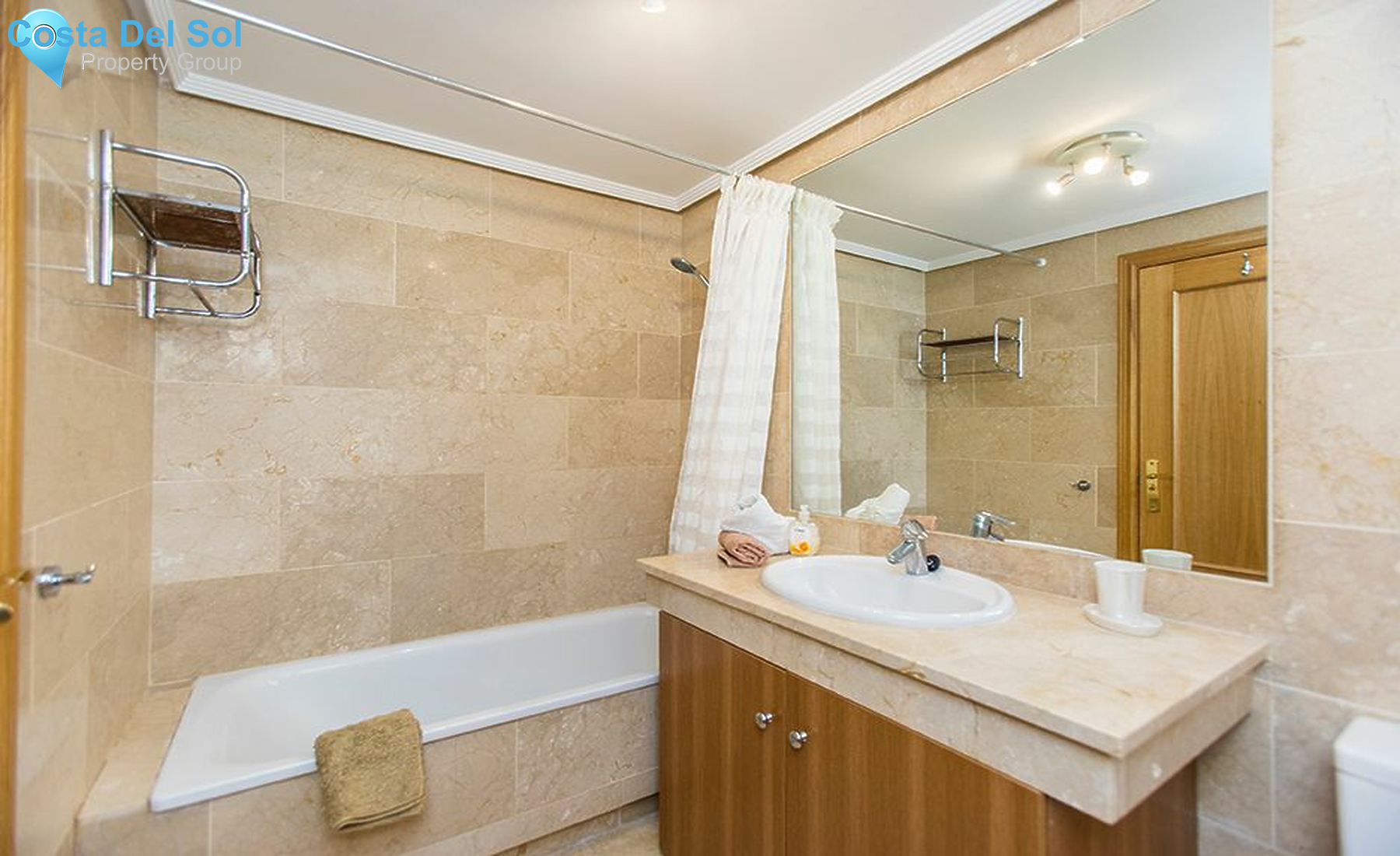 Middle Floor Apartment in Carib Playa-1145487