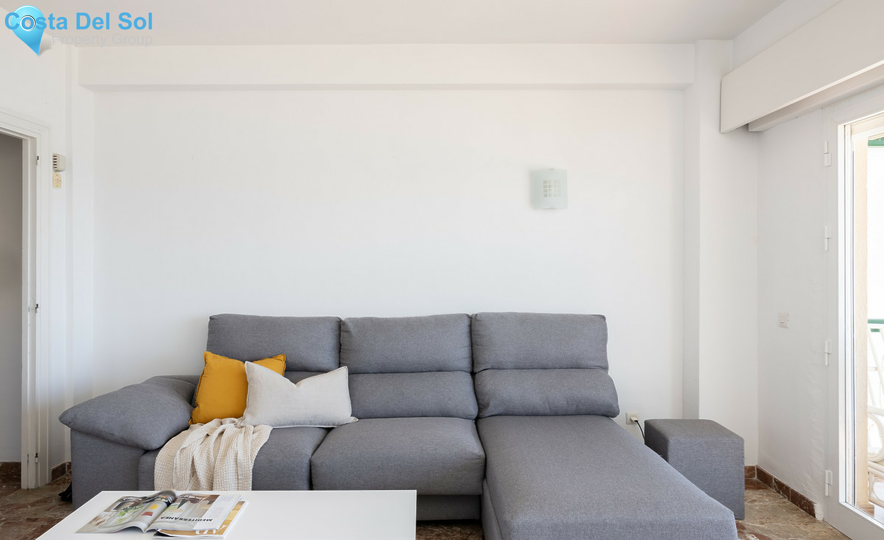 Middle Floor Apartment in Carvajal-1259308