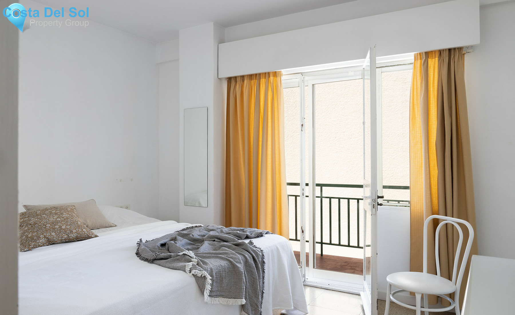 Middle Floor Apartment in Carvajal-1259315