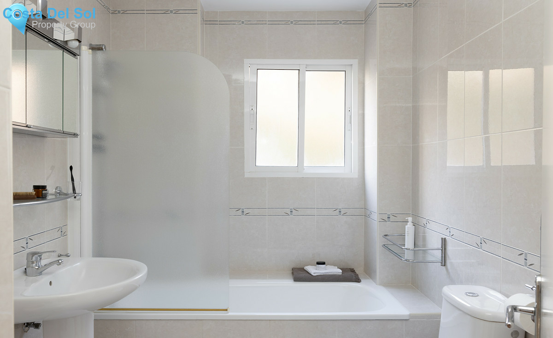 Middle Floor Apartment in Carvajal-1259316