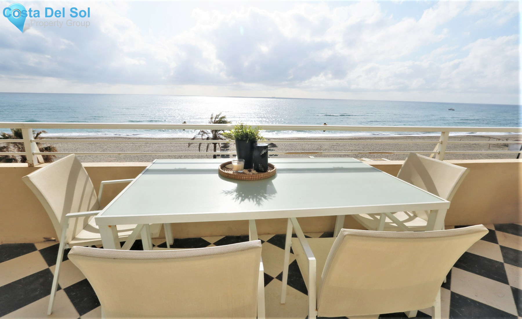 Middle Floor Apartment in Carvajal-1300307