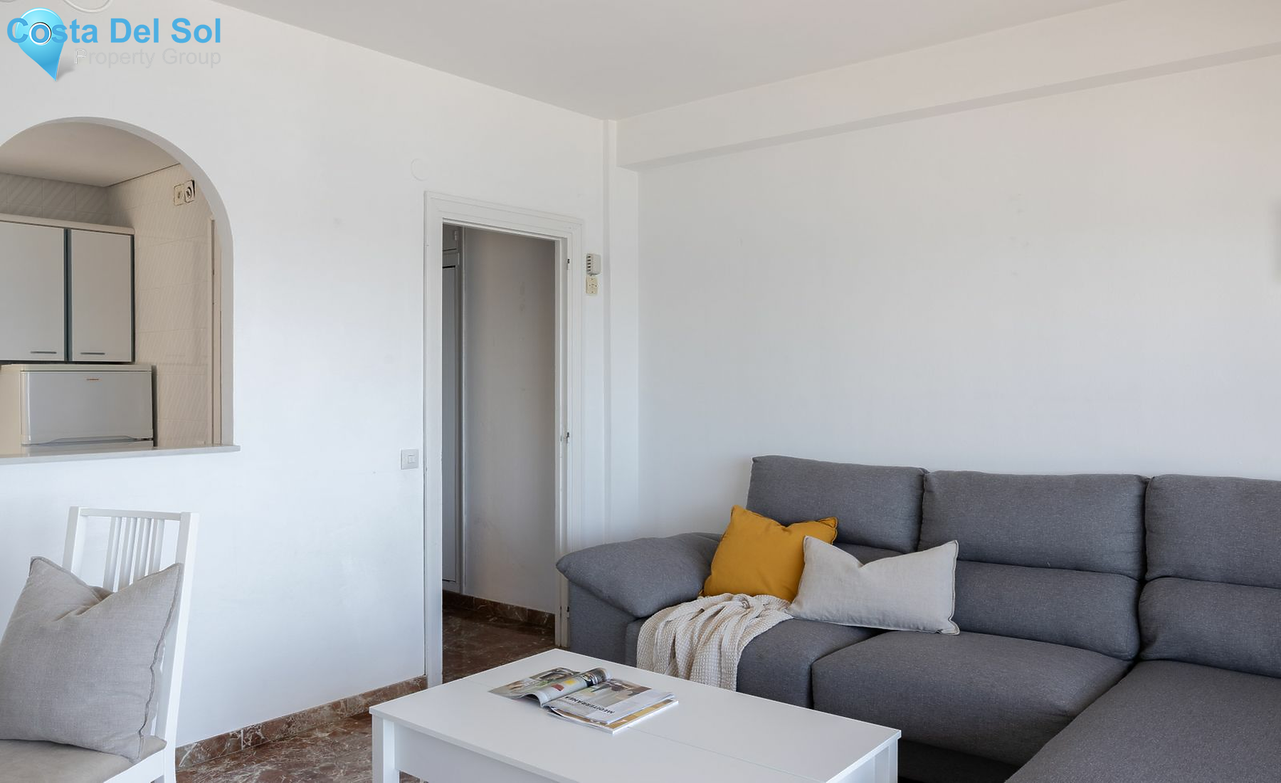 Middle Floor Apartment in Carvajal-1170390