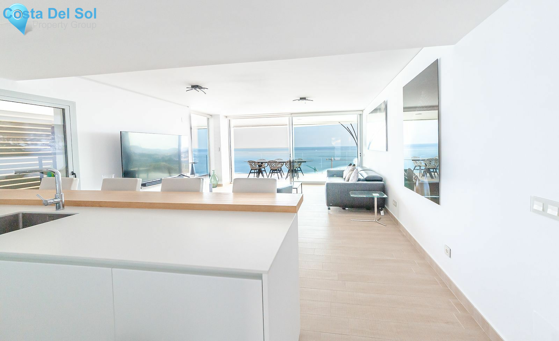 Middle Floor Apartment in Carvajal-1473003