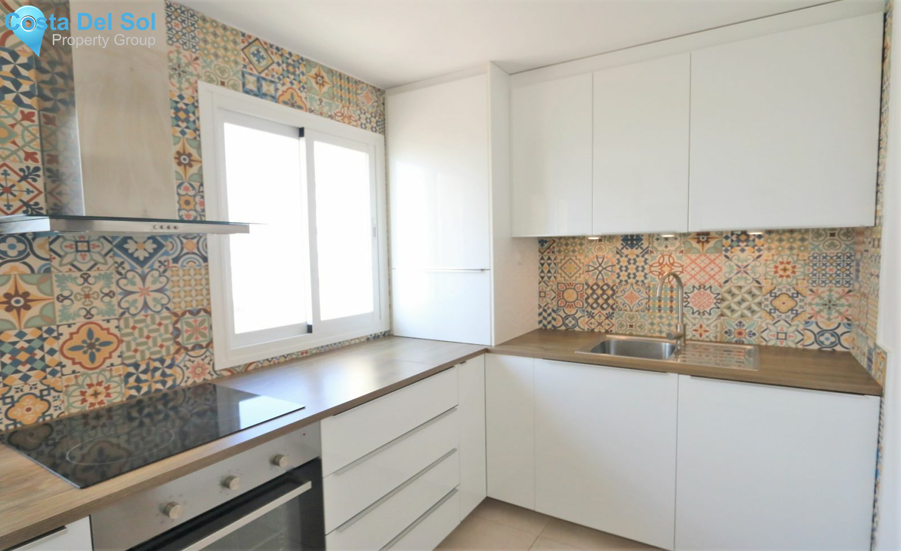 Middle Floor Apartment in Carvajal-1548161