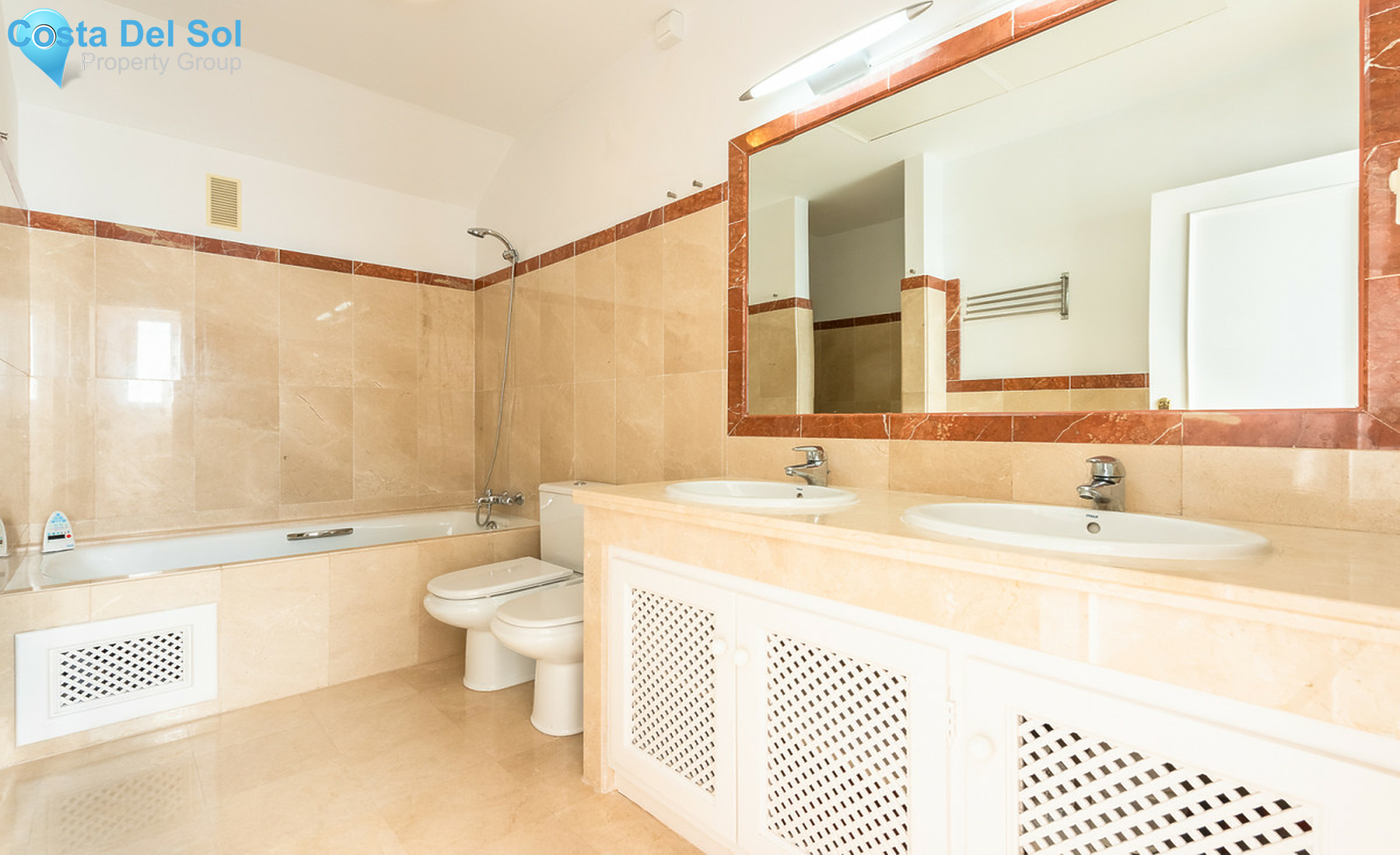 Middle Floor Apartment in Casares-1292323