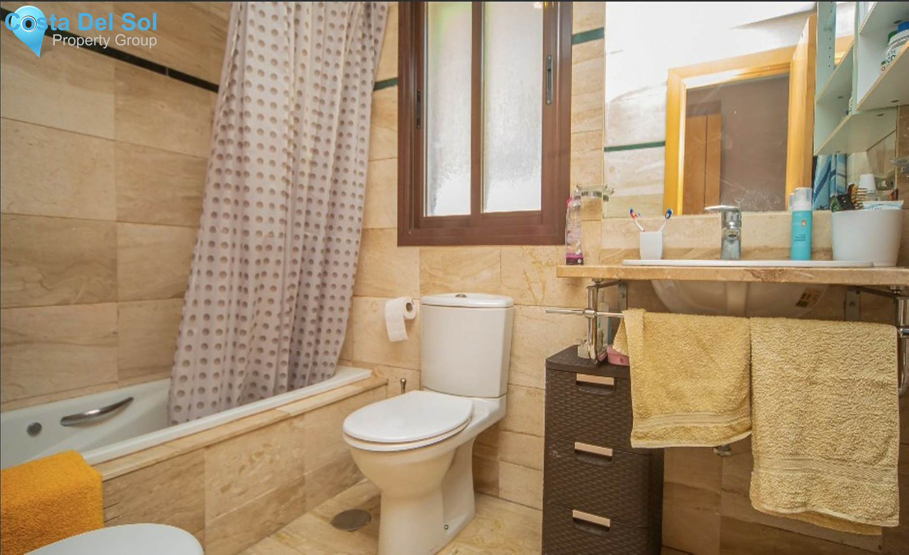 Middle Floor Apartment in Casares-1459349