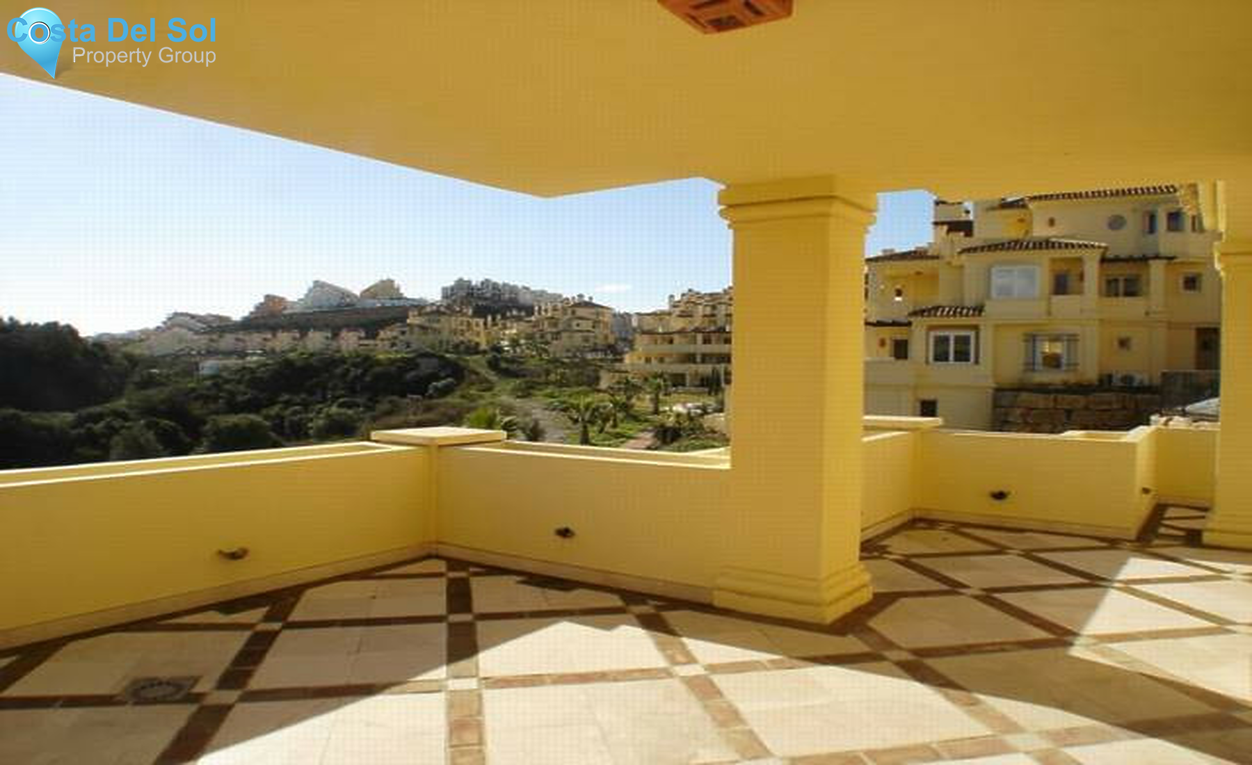Middle Floor Apartment in Casares Playa-1327535