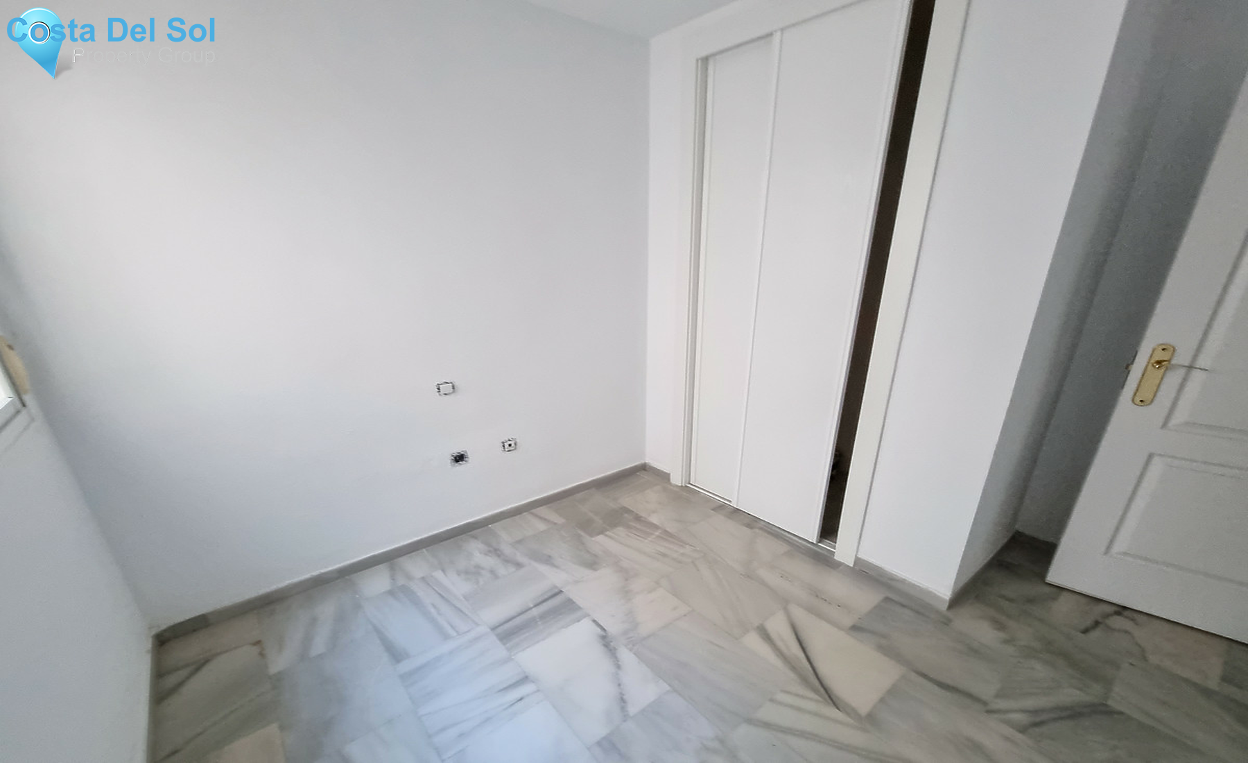 Middle Floor Apartment in Casares Playa-1372549