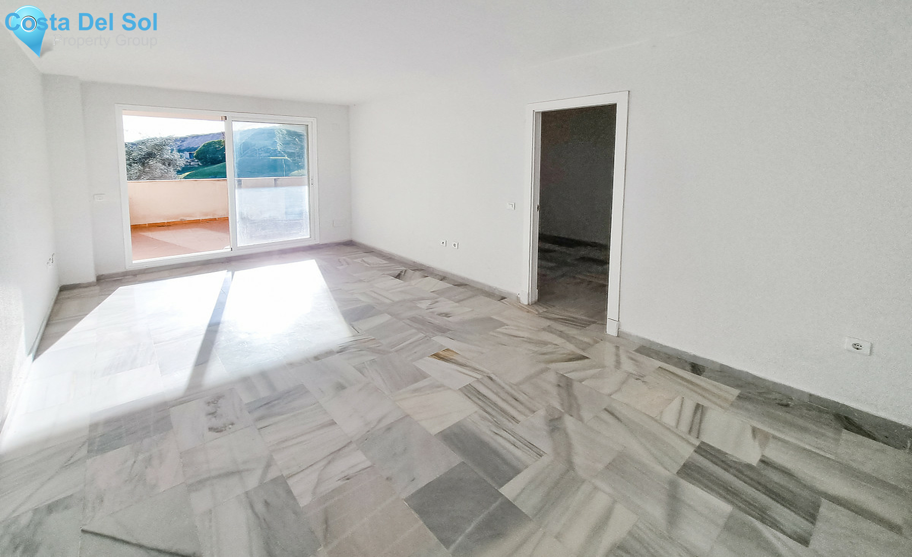 Middle Floor Apartment in Casares Playa-1372539