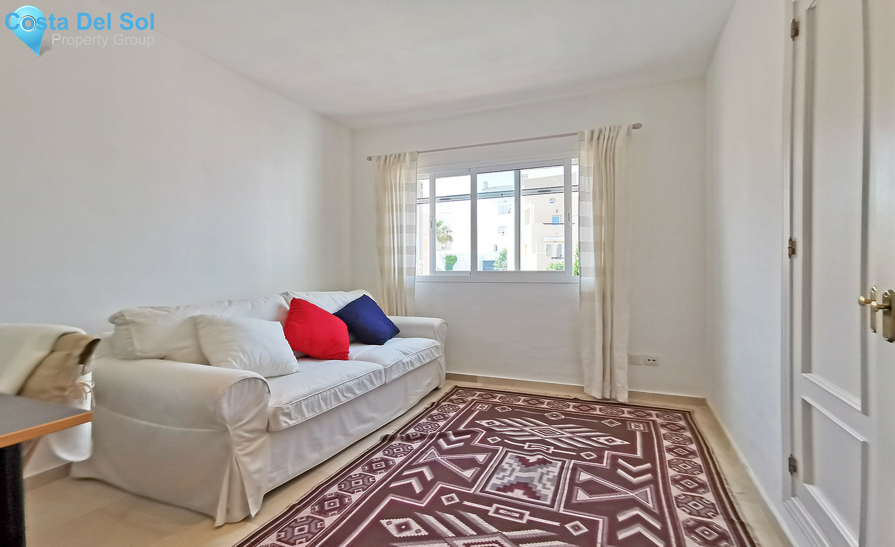 Middle Floor Apartment in Casares Playa-1557410