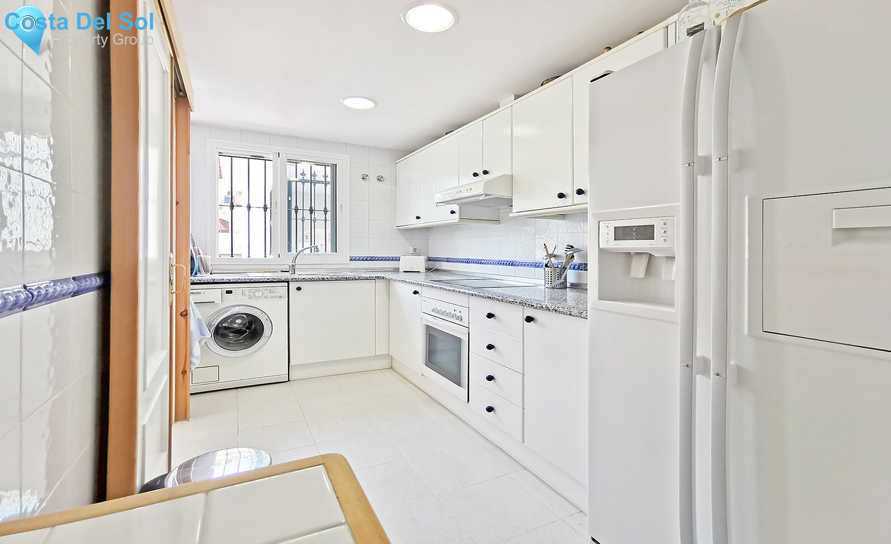 Middle Floor Apartment in Casares Playa-1557402