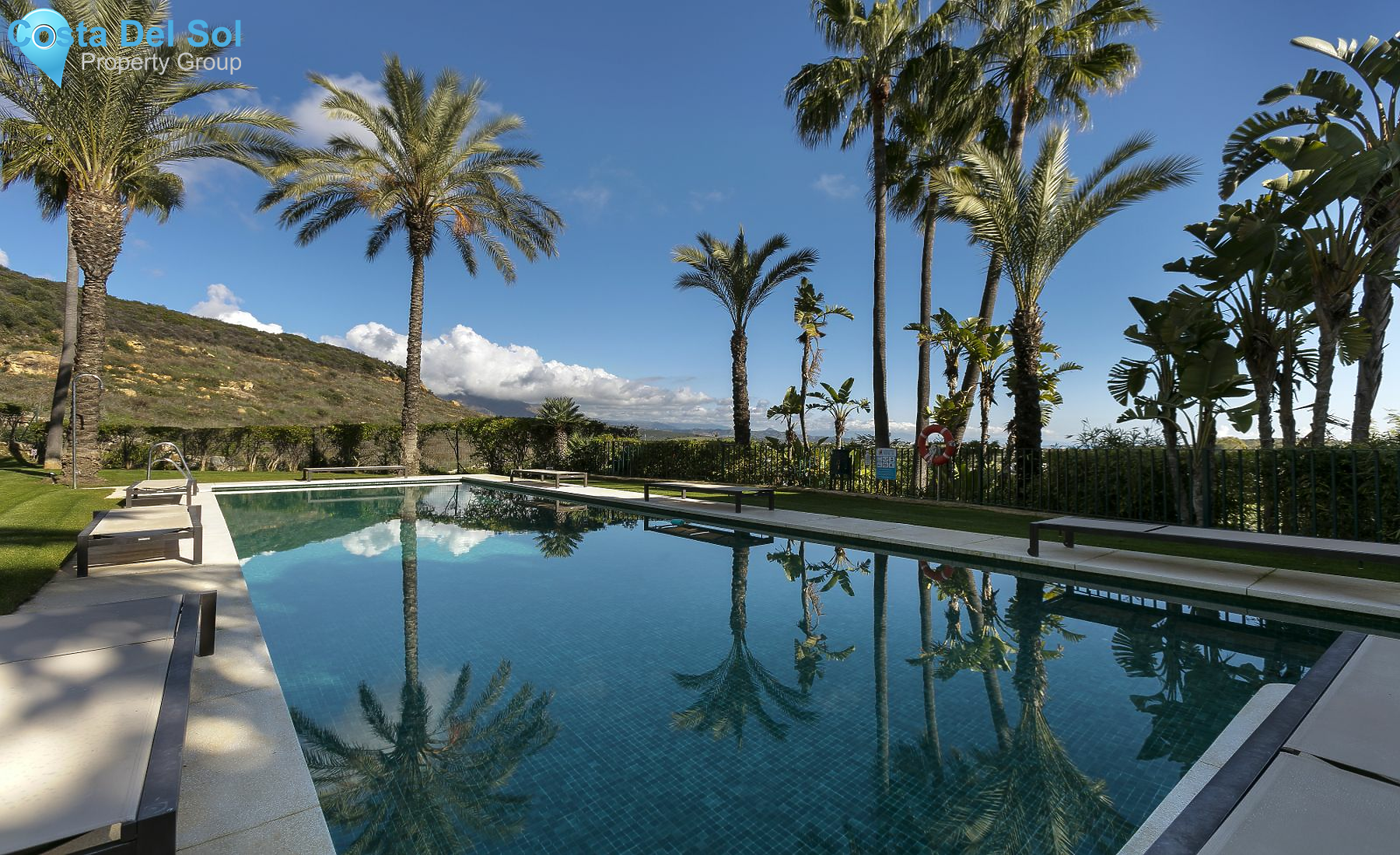 Middle Floor Apartment in Casares Playa-1162838