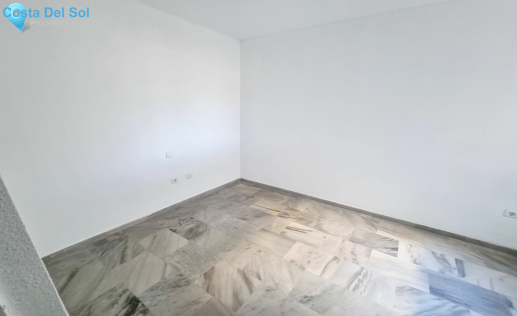 Middle Floor Apartment in Casares Playa-1211428