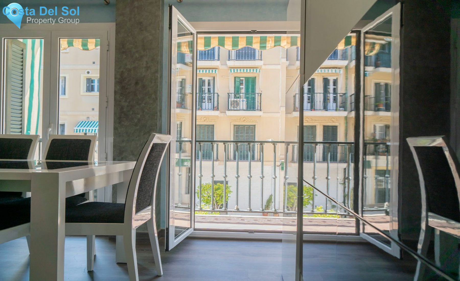 Middle Floor Apartment in Centro Histórico-1493509