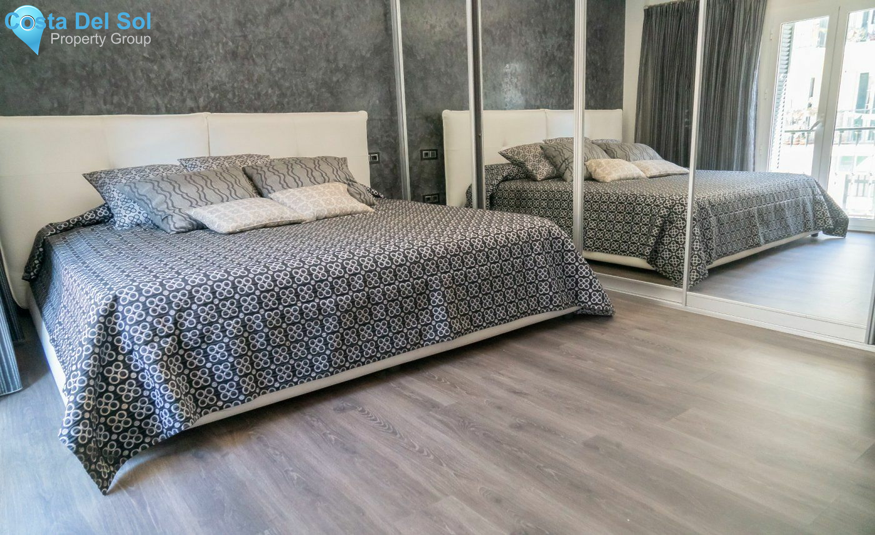 Middle Floor Apartment in Centro Histórico-1493525