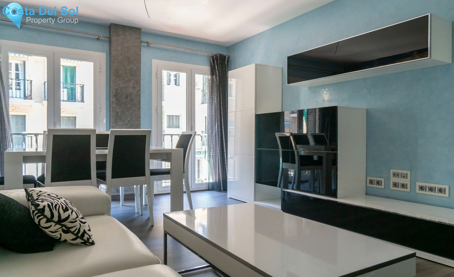 Middle Floor Apartment in Centro Histórico-1493511