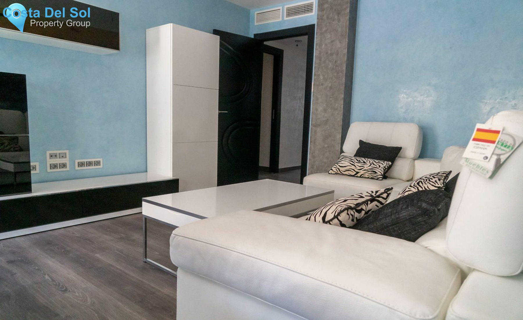 Middle Floor Apartment in Centro Histórico-1493514